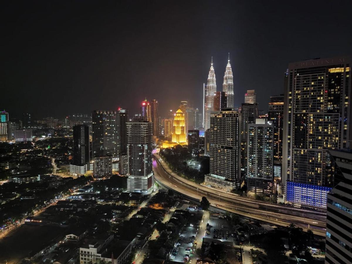 Colony Residence Klcc By Homebrickz Kuala Lumpur Exterior photo