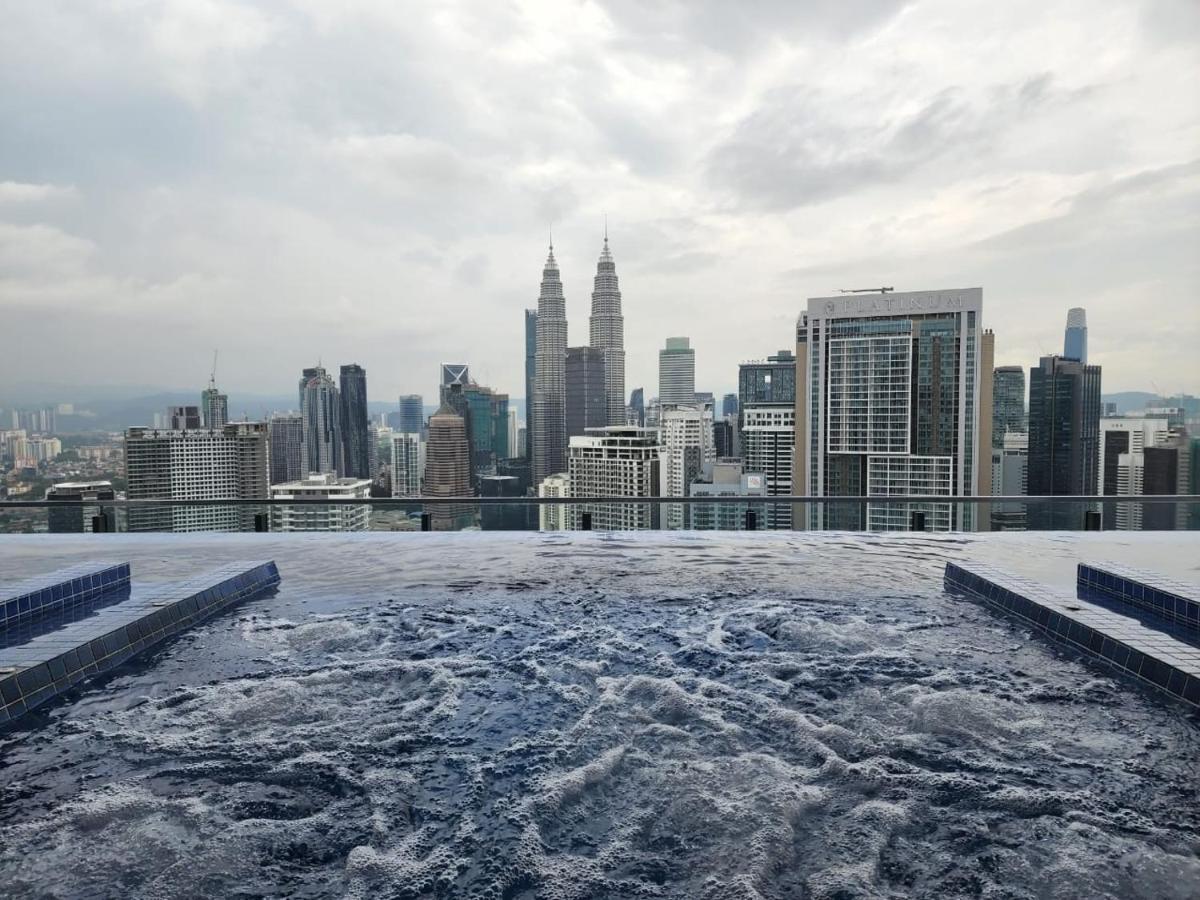 Colony Residence Klcc By Homebrickz Kuala Lumpur Exterior photo